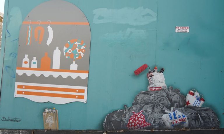 Bin bag piles - Penge 1