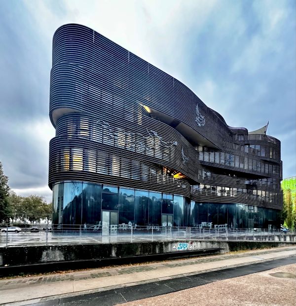 Pavillon 52 - entworfen von Rudy Ricciotti