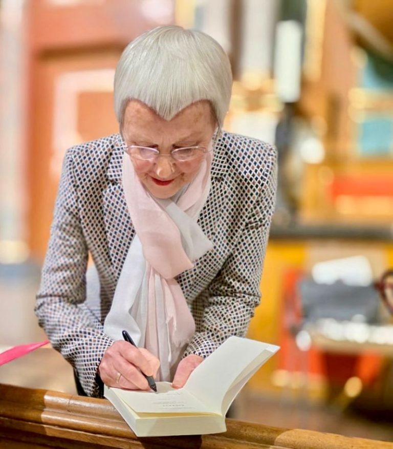 Gabriele Krone-Schmalz text