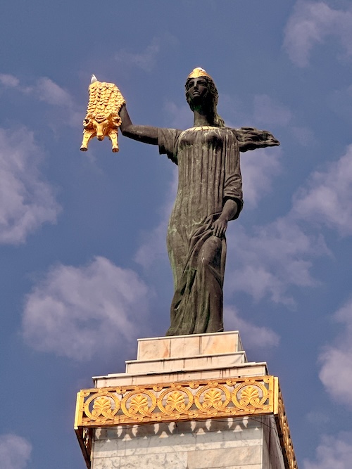 Medea-Denkmal