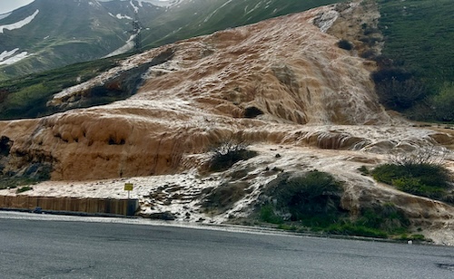 Travertin-Mineralquellen