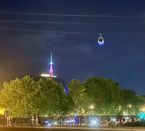 Fernsehturm und Seilbahn